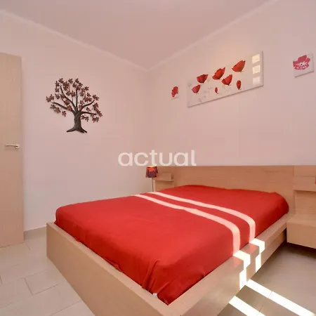 Apartman Bris Mar 15 *